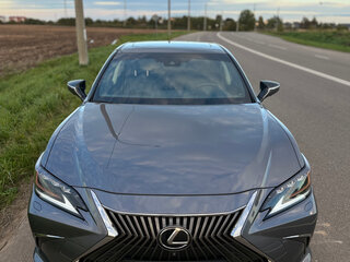 2018 Lexus ES 250 VII, серый, 3300000 рублей, вид 2