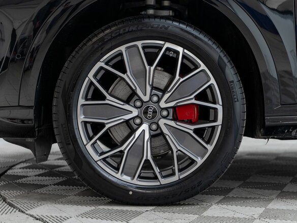 2025 Audi Q5 L III (GU), чёрный, 6590000 рублей - вид 10