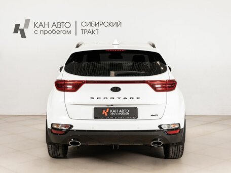 2021 Kia Sportage IV Рестайлинг, белый, 2530000 рублей, вид 5