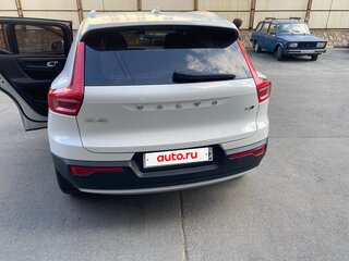 2018 Volvo XC40 I, белый, 2170000 рублей, вид 4