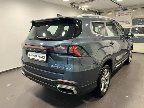 2025 Geely Okavango I Рестайлинг, серый, 3908990 рублей - вид 3
