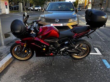 2011 Yamaha FZ1, красный, 750000 рублей, вид 5