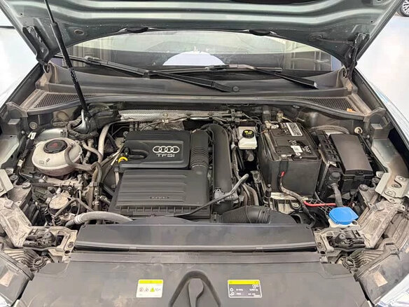 2023 Audi Q3 35 TFSI II (F3), серебристый, 2100000 рублей - вид 12