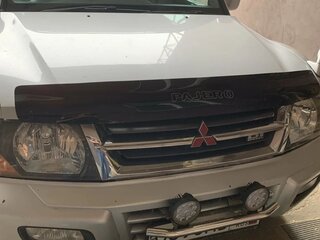 1999 Mitsubishi Pajero III, серебристый, 795000 рублей, вид 3
