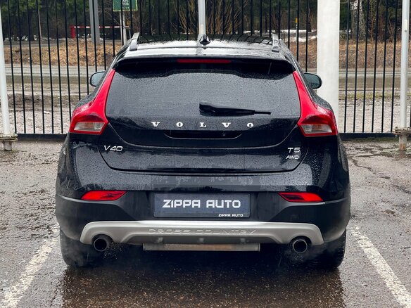 2013 Volvo V40 Cross Country I, чёрный, 1299000 рублей - вид 5