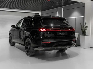 2026 Audi Q6 45 TFSI, чёрный, 8650000 рублей, вид 4