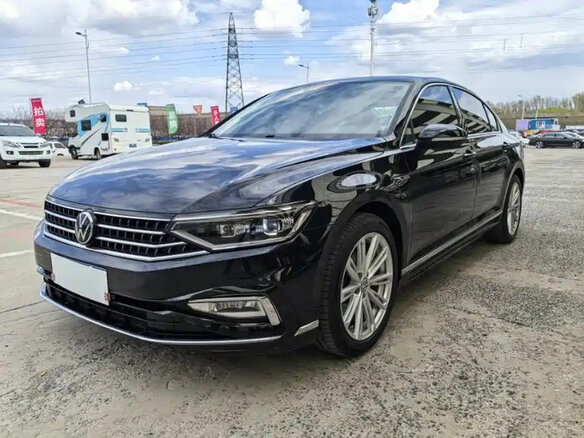2022 Volkswagen Passat B8 Рестайлинг, чёрный, 1850000 рублей
