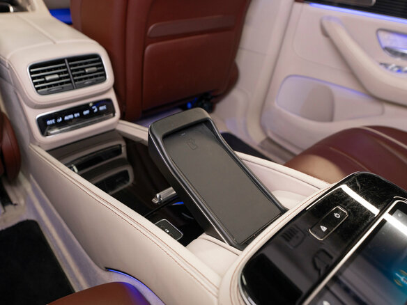 2021 Mercedes-Benz Maybach GLS 600 I, чёрный, 9200000 рублей - вид 15