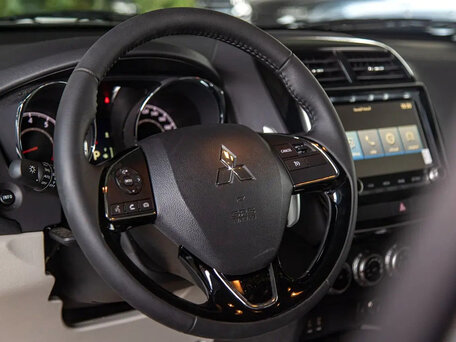 2026 Mitsubishi ASX I Рестайлинг 3, чёрный, 2100000 рублей, вид 5