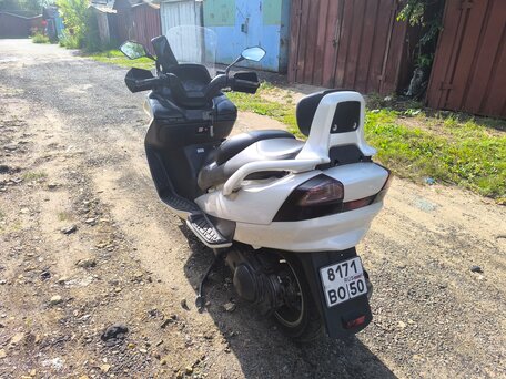 2005 Suzuki Burgman (SkyWave) 250, белый, 295000 рублей, вид 3