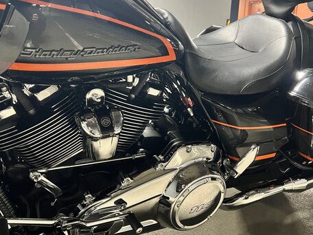 2022 Harley-Davidson Road Glide, чёрный, 2250000 рублей, вид 5