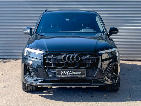 2024 Audi Q7 50 TDI II (4M) Рестайлинг 2, чёрный, 10150000 рублей - вид 2