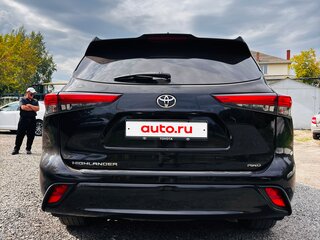 2021 Toyota Highlander IV (XU70), чёрный, 5500000 рублей, вид 5