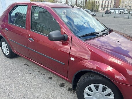 2012 Renault Logan I Рестайлинг, красный, 840000 рублей, вид 4