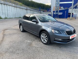 2017 Skoda Octavia III (A7) Рестайлинг, серый, 1480000 рублей, вид 4
