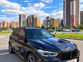2021 BMW X5 M50d IV (G05/G18), чёрный, 8999999 рублей, вид 3