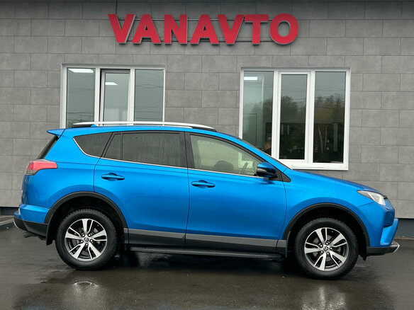 2016 Toyota RAV4 IV (XA40) Рестайлинг, синий, 2350000 рублей - вид 4