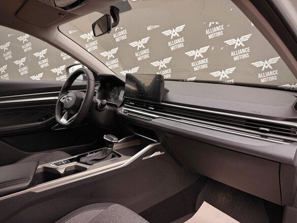 2024 Geely Emgrand II, белый - вид 21