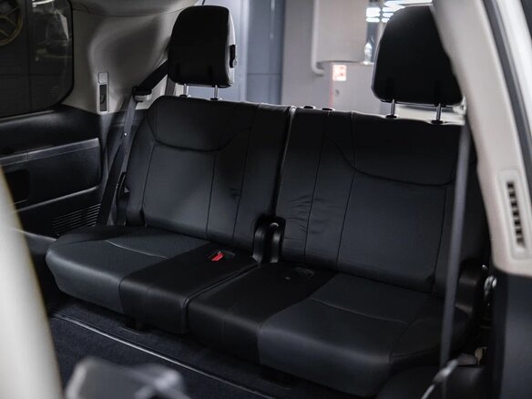 2016 Lexus LX 570 III Рестайлинг 2, белый, 7850000 рублей - вид 21