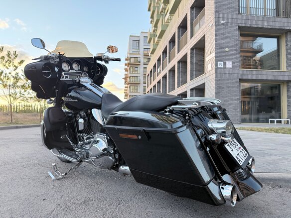 2009 Harley-Davidson Street Glide, чёрный, 880000 рублей - вид 6