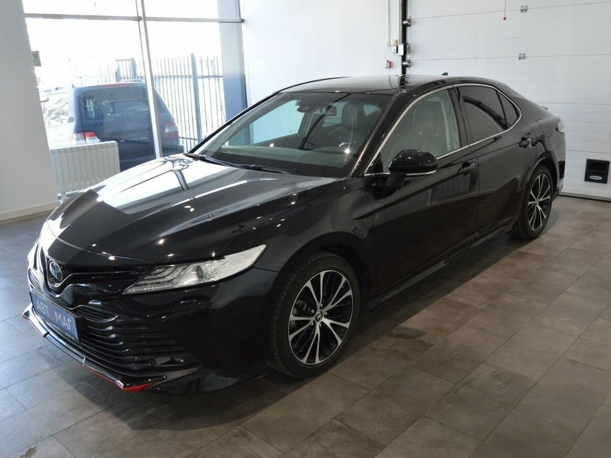 Открыть фотографии: Toyota Camry VIII (XV70)