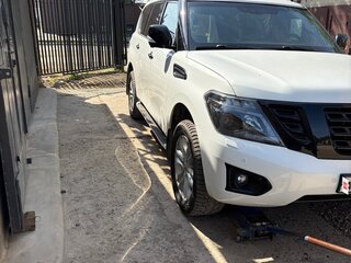 2011 Nissan Patrol VI (Y62), белый, 2450000 рублей, вид 2