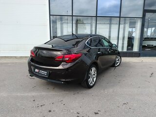 2013 Opel Astra J Рестайлинг, бежевый, 627000 рублей, вид 5