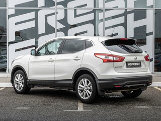 2014 Nissan Qashqai II, белый, 1429999 рублей, вид 2
