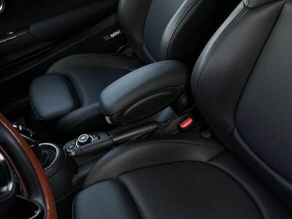 2020 Mini Cabrio Cooper III Рестайлинг, белый, 2590000 рублей - вид 15