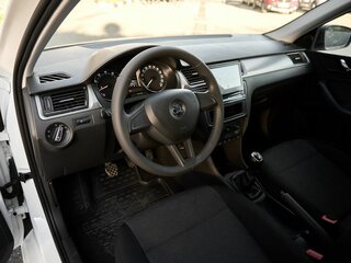 2017 Skoda Rapid I, белый, 1094000 рублей, вид 5