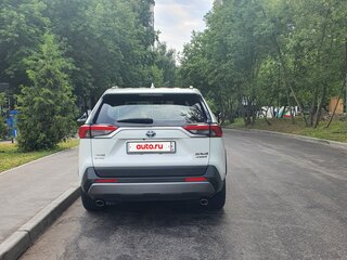 2020 Toyota RAV4 V (XA50), белый, 4500000 рублей, вид 4