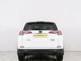 2017 Toyota RAV4 IV (XA40) Рестайлинг, белый, 2859000 рублей, вид 5