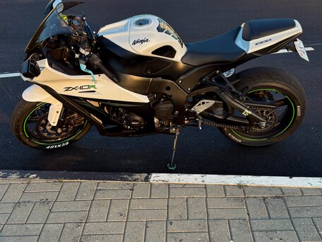 2014 Kawasaki ZX-10R Ninja, белый, 1050000 рублей, вид 5