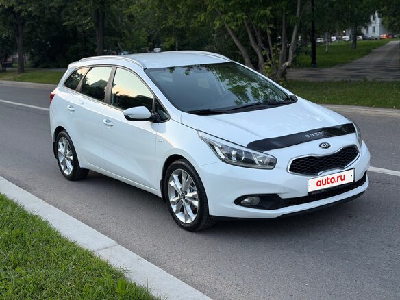 2015 Kia Ceed II, белый, 870000 рублей - вид 3