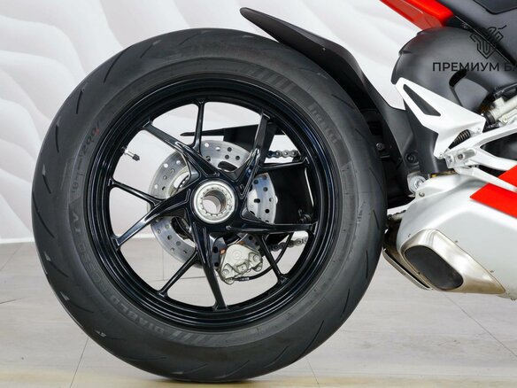 2021 Ducati Panigale V4, красный - вид 8