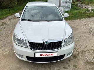 2012 Skoda Octavia II (A5) Рестайлинг, белый, 630000 рублей, вид 1