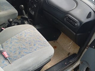 2003 Chevrolet Niva I, серебристый, 300000 рублей, вид 5