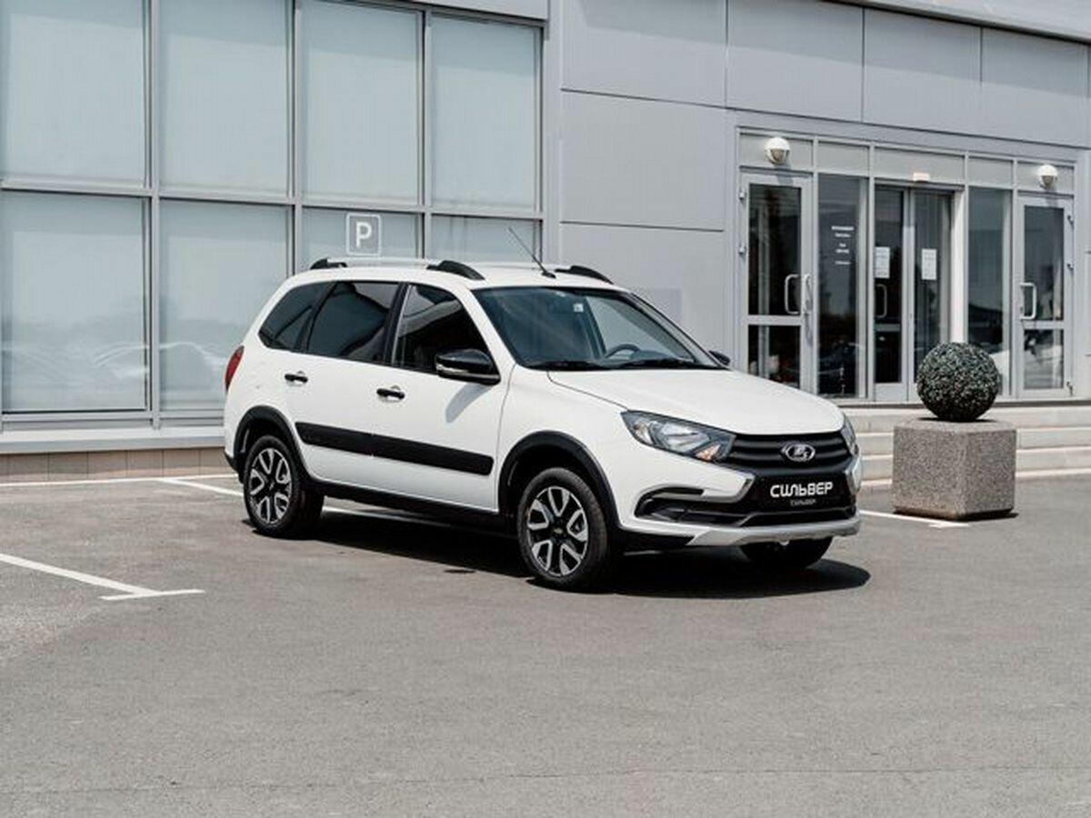 Открыть фотографии: Lada (ВАЗ) Granta I Рестайлинг