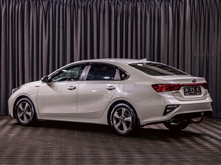 2020 Kia Cerato IV, белый, 1795000 рублей, вид 4