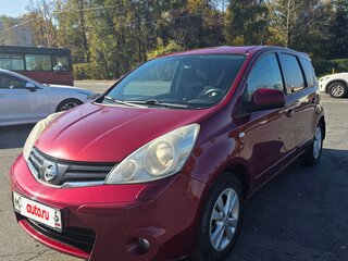 2013 Nissan Note I Рестайлинг, красный, 690000 рублей, вид 1