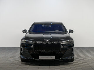 2025 BMW 7 серии 740i xDrive VII (G70), чёрный, 15390000 рублей, вид 5