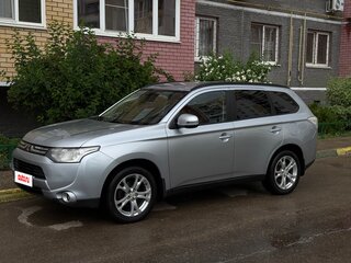 2012 Mitsubishi Outlander III, серебристый, 1000000 рублей, вид 2