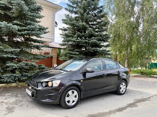 2013 Chevrolet Aveo II, чёрный, 475000 рублей, вид 3