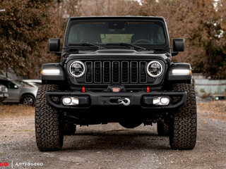 2025 Jeep Wrangler IV (JL) Рестайлинг, чёрный, 8690000 рублей, вид 3