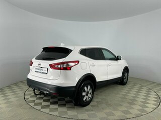 2017 Nissan Qashqai II, белый, 1545000 рублей, вид 5
