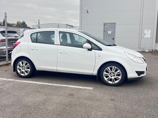 2010 Opel Corsa D Рестайлинг I, белый, 455000 рублей, вид 3