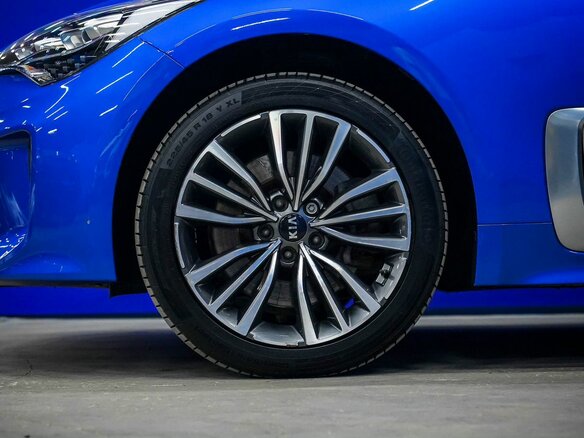 2019 Kia Stinger I, голубой, 3210000 рублей - вид 9