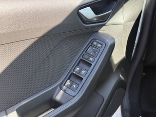 2026 Lada (ВАЗ) Iskra SW Cross, белый, 1747000 рублей, вид 5
