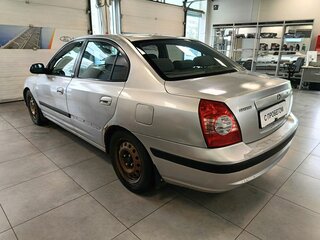 2005 Hyundai Elantra III (XD2) Рестайлинг, серебристый, 199000 рублей, вид 4