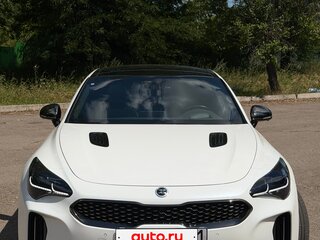 2019 Kia Stinger I, белый, 2800000 рублей, вид 1